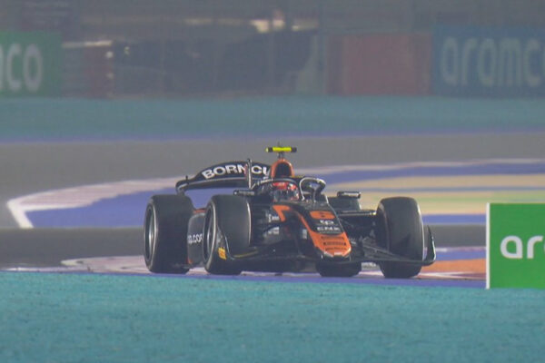 Richard Verschoor wins the F2 Qatar Sprint race