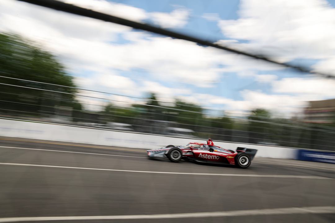 Newgarden tops opening IndyCar Milwaukee practice from Hauger and Palou as late qualifying simulations shake up the order.