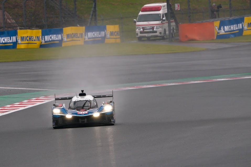 Victor Martins leads a wet Fuji FP3 for Alpine ahead of both Aston Martins, while Charlie Eastwood puts Corvette on top in LMGT3.