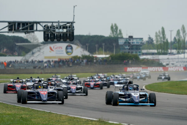 Everything you need to know about French F4 2026: calendar, drivers, format changes and title contenders.