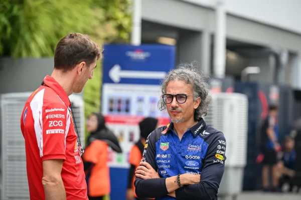 Mekies: “Horrific weekend” for Hadjar as car issues derail his 2026 F1 Singapore GP Laurent Mekies admitted Red Bull Racing badly let Isack Hadjar down across the 2026 F1 Singapore GP round at Marina Bay.