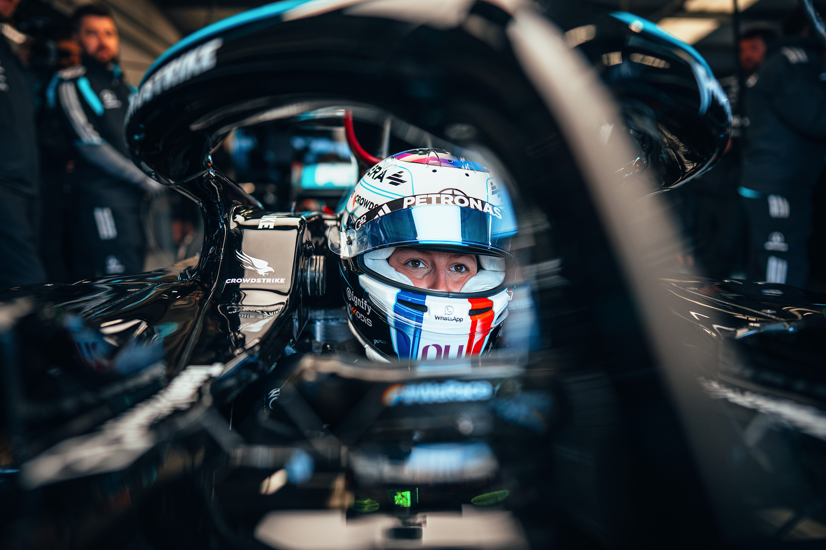 F1 Academy Champion Doriane Pin becomes the first women to test the F1 Mercedes car