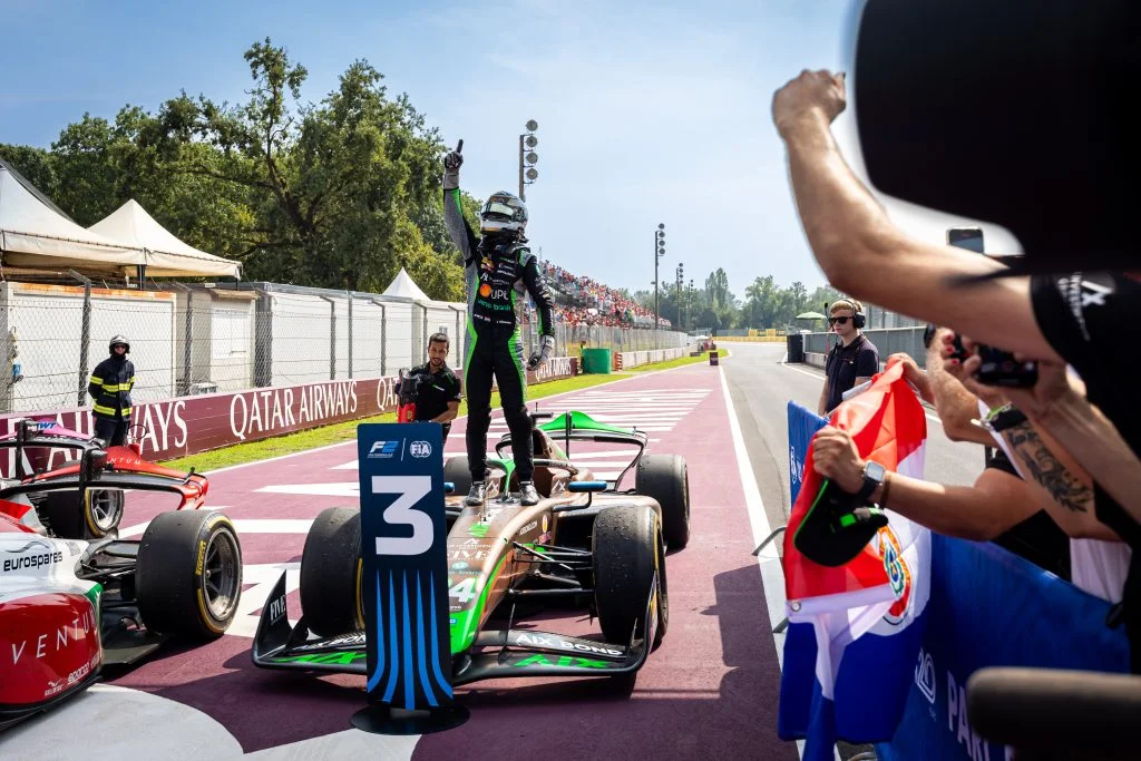 F2 Joshua Duerksen secures P3 in Monza Sprint Race