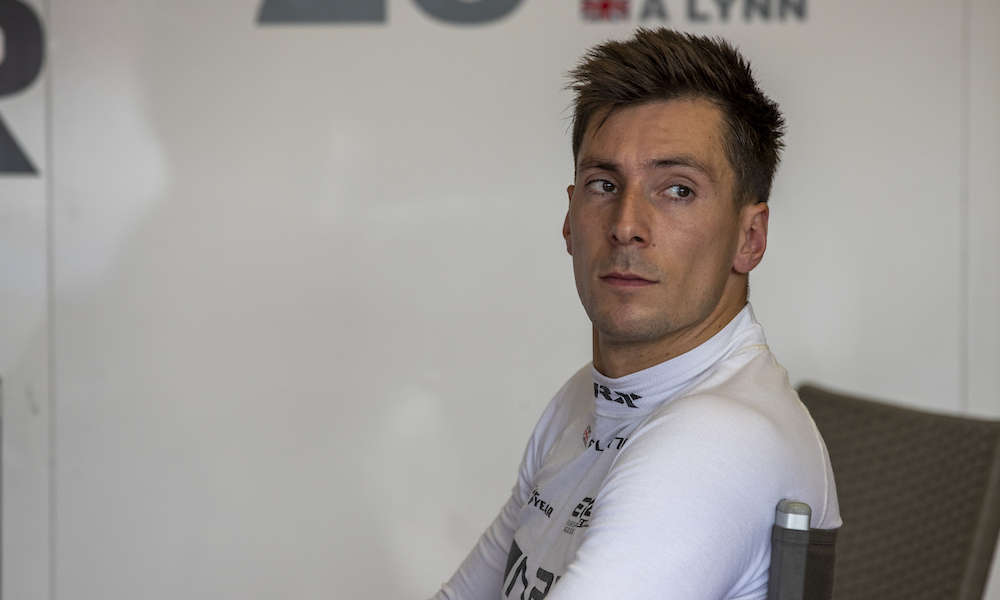 Alex Lynn will make his racing return with Algarve Pro Racing at the 2026 ELMS Portimão finale before rejoining Cadillac in WEC.