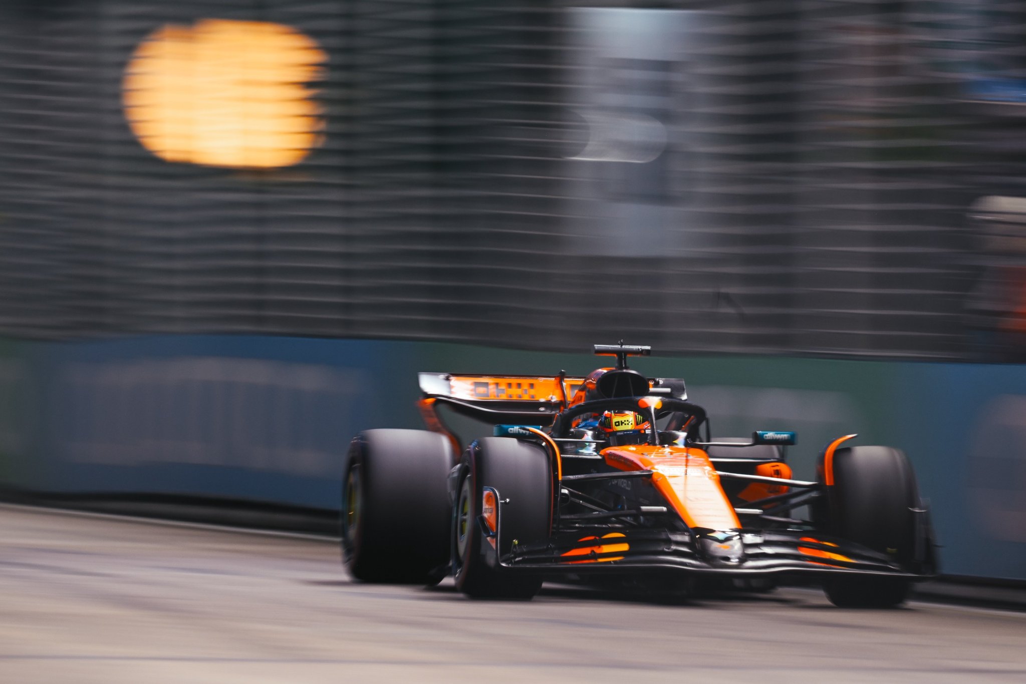 McLaren driver Oscar Piastri in Qualifying for the 2025 F1 Singapore GP
