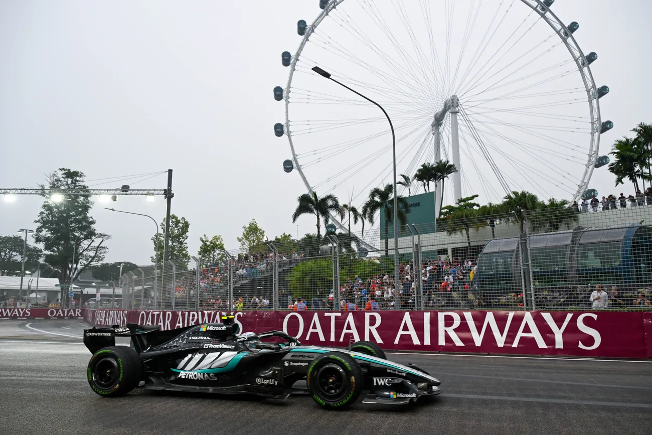 It was a very mixed F1 Sprint Race at the 2026 Singapore GP for Mercedes duo George Russell and Kimi Antonelli.