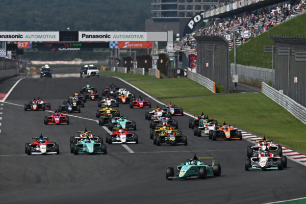 2026 | Japanese F4 | Fuji (Round 3) | Shirasaki sweeps weekend to take championship lead Ryo Shirasaki sweeps Japanese F4 Round 3 at Fuji to seize the championship lead, while Hirobon and Yutaka Toriba split class wins.