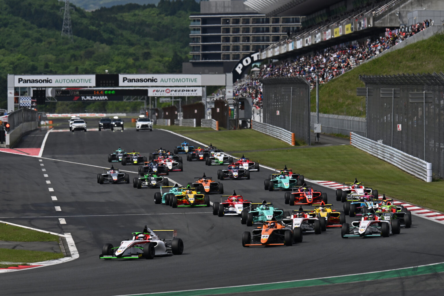 Toyota juniors Igarashi and Muto lead Japanese F4 after Fuji, while Toriba dominates the Independent Class opener.