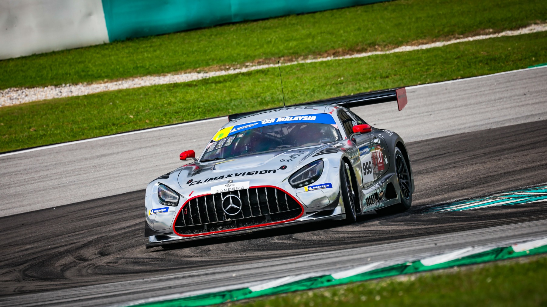 Climax Racing secures GT3 pole at 2026 Michelin 12H MALAYSIA by 0.017s as qualifying thrills set stage for Sepang endurance race.