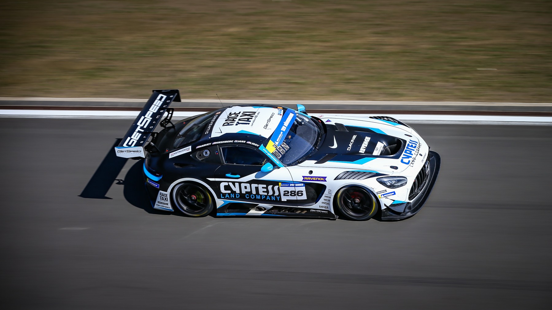 GetSpeed leads the 24H Barcelona final as Sainteloc, HOFOR and PCX chase the 2026 Michelin 24H Series European crown in Barcelona.