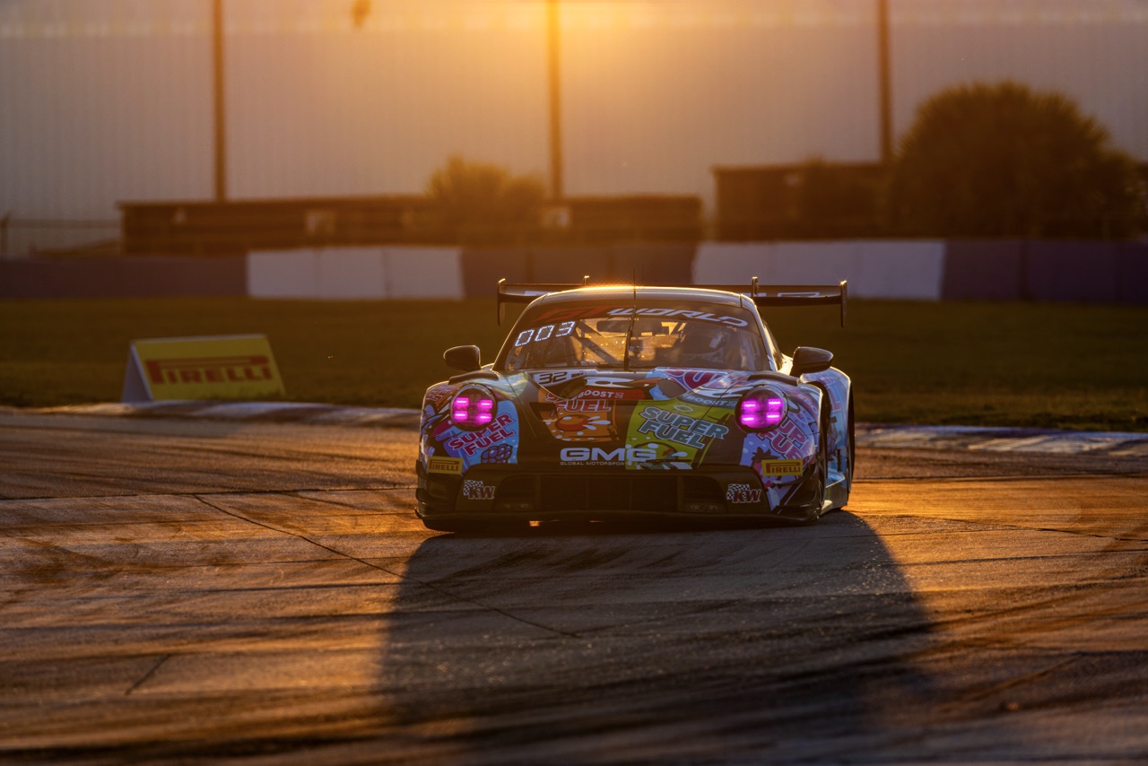 Tom Sargent extended his perfect SRO GT Academy run at Sebring to open a commanding lead in the 2026 standings.