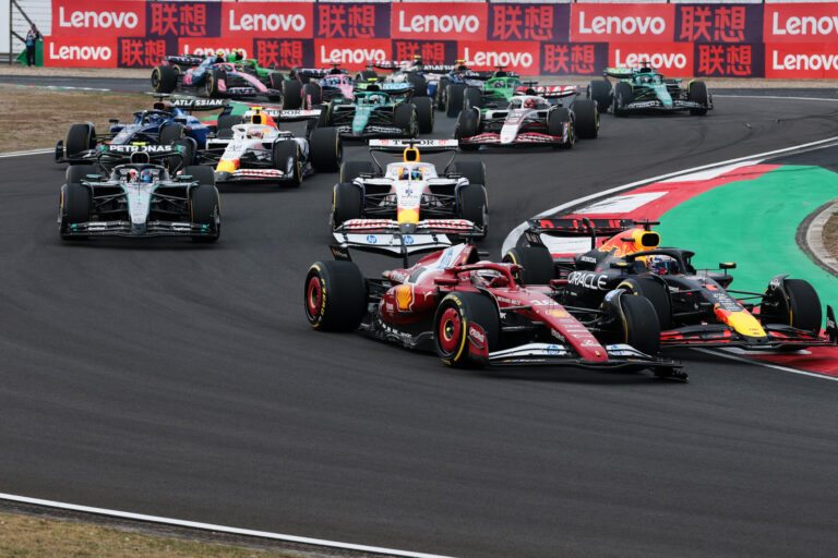 Race start at F1 Chinese GP