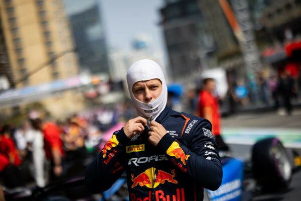 F2 2025 | Season Review | Oliver Goethe Goethe entered his first full F2 campaign in 2025 with high expectations. As a junior driver partnering Richard Verschoor at MP Motorsport.