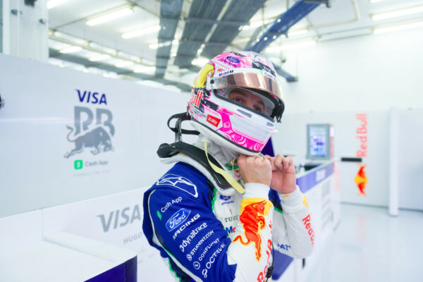 Liam Lawson Bahrain Testing