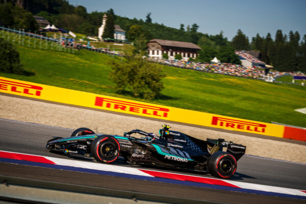 Mercedes Team Principal Toto Wolff believes a messy first two laps cost Kimi Antonelli a shot at winning the 2026 F1 Austrian GP on Sunday.