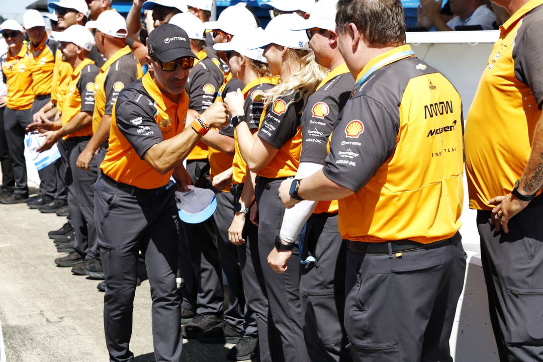 Arrow McLaren Team Principal, Tony Kanaan, utilizing Ryan Hunter-Reay's racing "experience" after signing Hunter-Reay for the 2026 Indy 500.