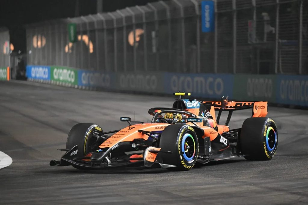 Stella Norris McLaren 2026 F1 Singapore GP