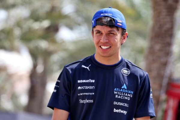 Alex Albon and Williams: Building Consistency in F1’s Tumultuous Midfield – A 2025 Season Snapshot Alex Albon entering the F1 Paddock in Williams wear