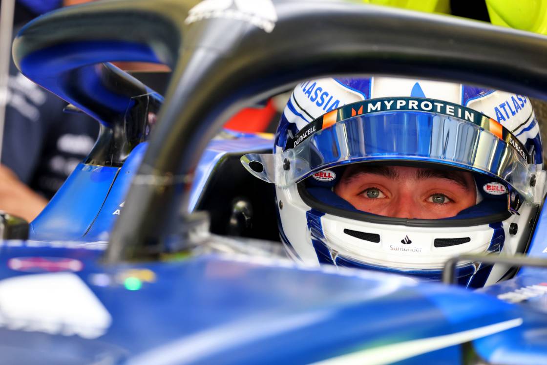Luke Browning (GBR) Atlassian Williams Racing FW47 Academy Driver. 11.04.2025. Formula 1 World Championship, Rd 4, Bahrain Grand Prix, Sakhir, Bahrain, Practice Day
