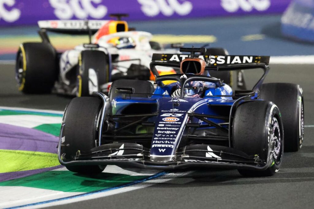 Alex Albon and Carlos Sainz worked together during the Saudi Arabian GP to defend against VCARB's Isack Hadjar.