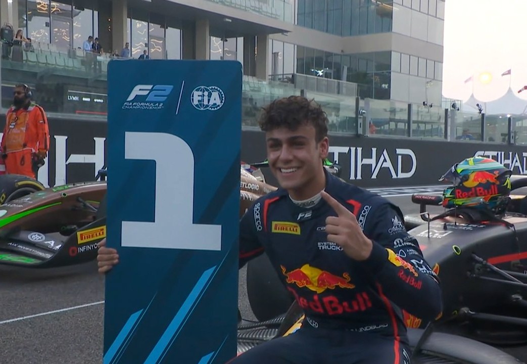 Camos Racing's Arvid Lindblad claimed the victory at the 2025 F2 Abu Dhabi GP Sprint Race.