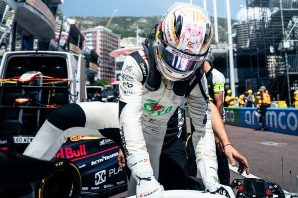 Mari Boya harnesses potential to qualify P3 ahead of F3 Monaco GP Campos Racing's Mari Boya getting in his car during the FIA F3 Monaco GP Qualifying