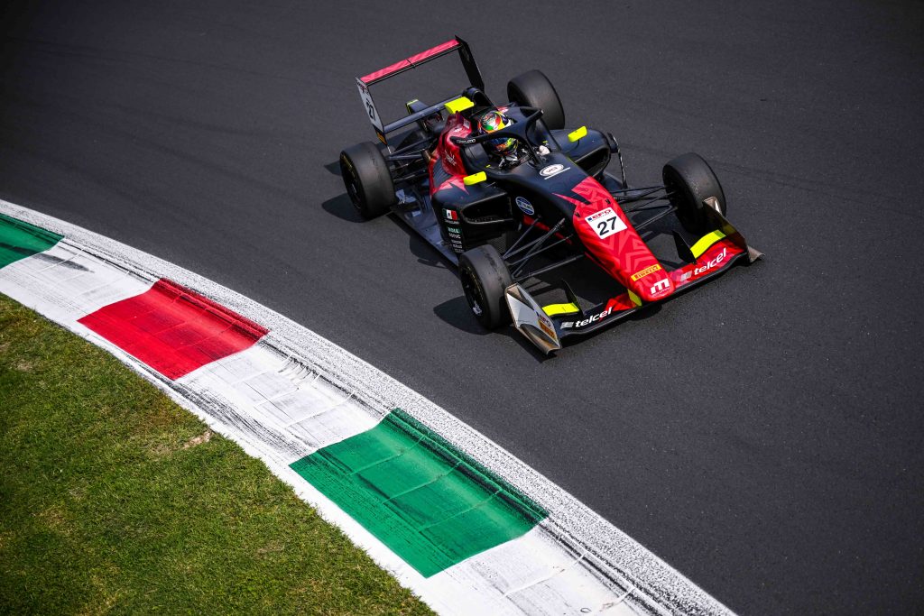 Diego de la Torre wins twice at Monza before Rui-Heng Yeh seals the 2026 Euroformula Open title with a Race 3 victory.