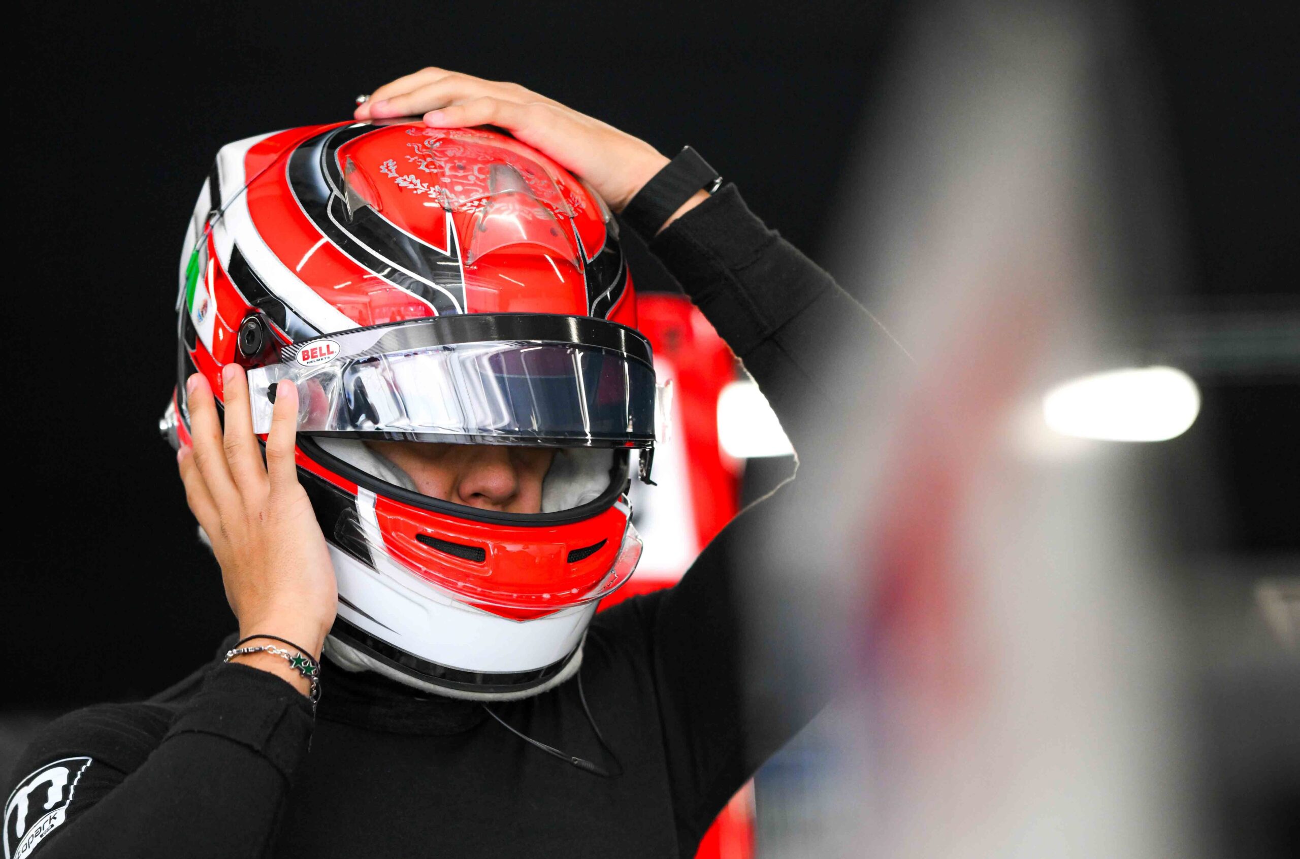 Diego de la Torre leads 2026 Euroformula Open Barcelona testing as Motopark dominates. Tight gaps signal fierce competition ahead of Portimão season opener.