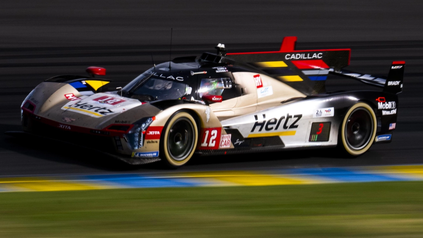 Cadillac led Toyota and BMW with four hours left at Le Mans, as the Safety Car tightened the battles in all three classes.