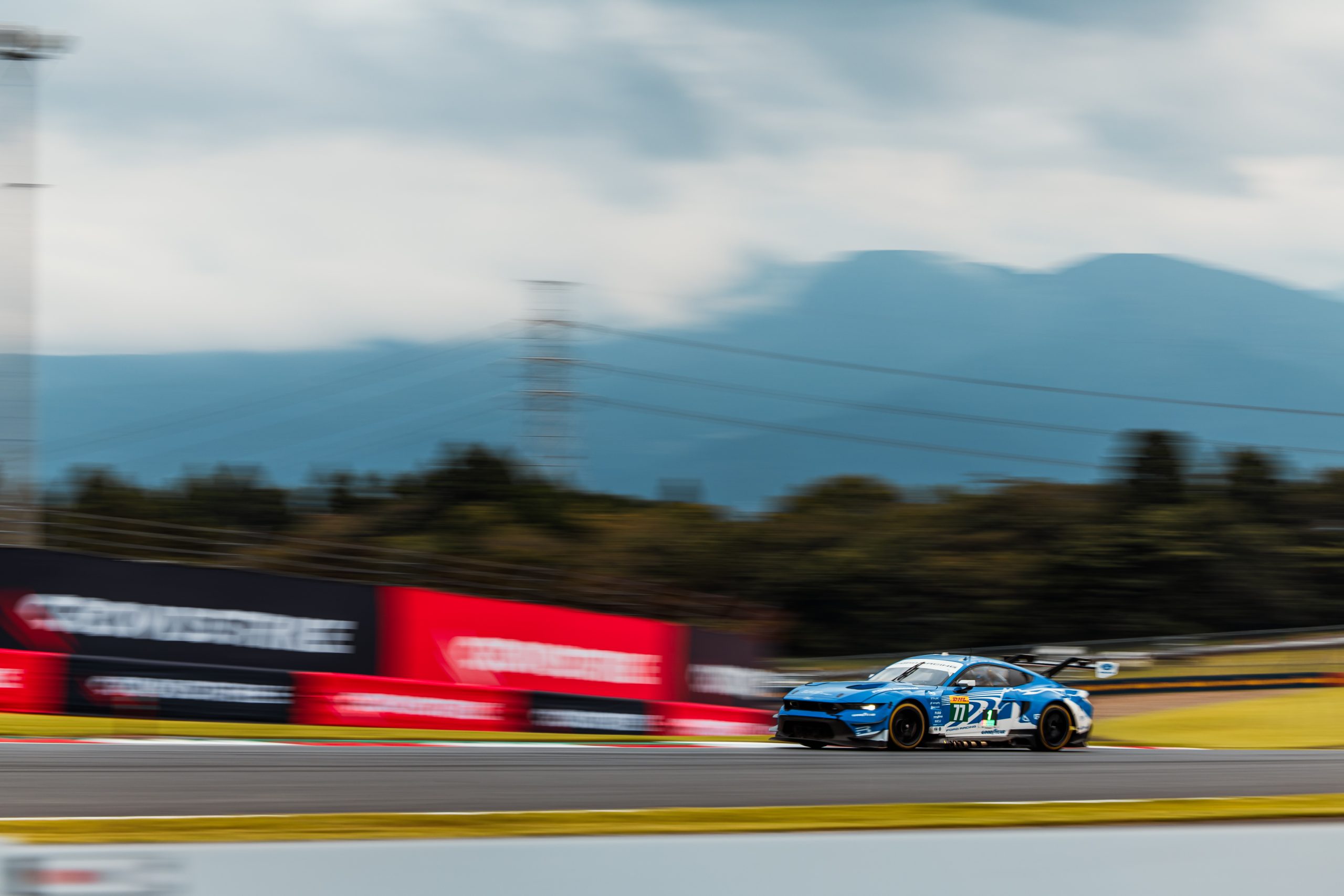 Ben Tuck puts Proton Competition’s Ford Mustang on LMGT3 pole at Fuji after poor weather forces WEC Qualifying to be cancelled.