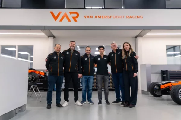Szafnauer Lands at Van Amersfoort Racing as new CEO and Managing Partner.