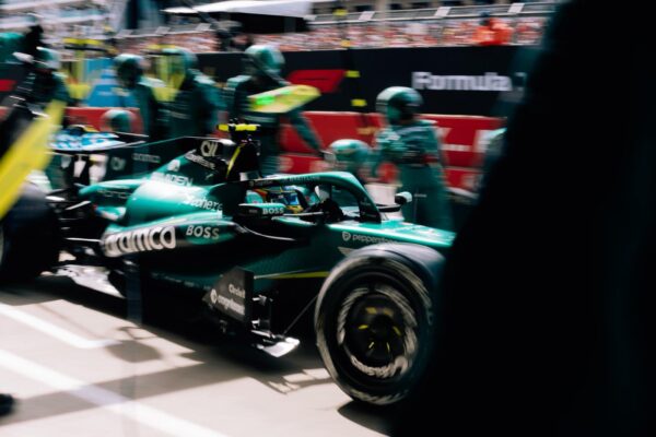 Lance Stroll, Fernando Alonso, F1, Mike Krack, Aston Martin