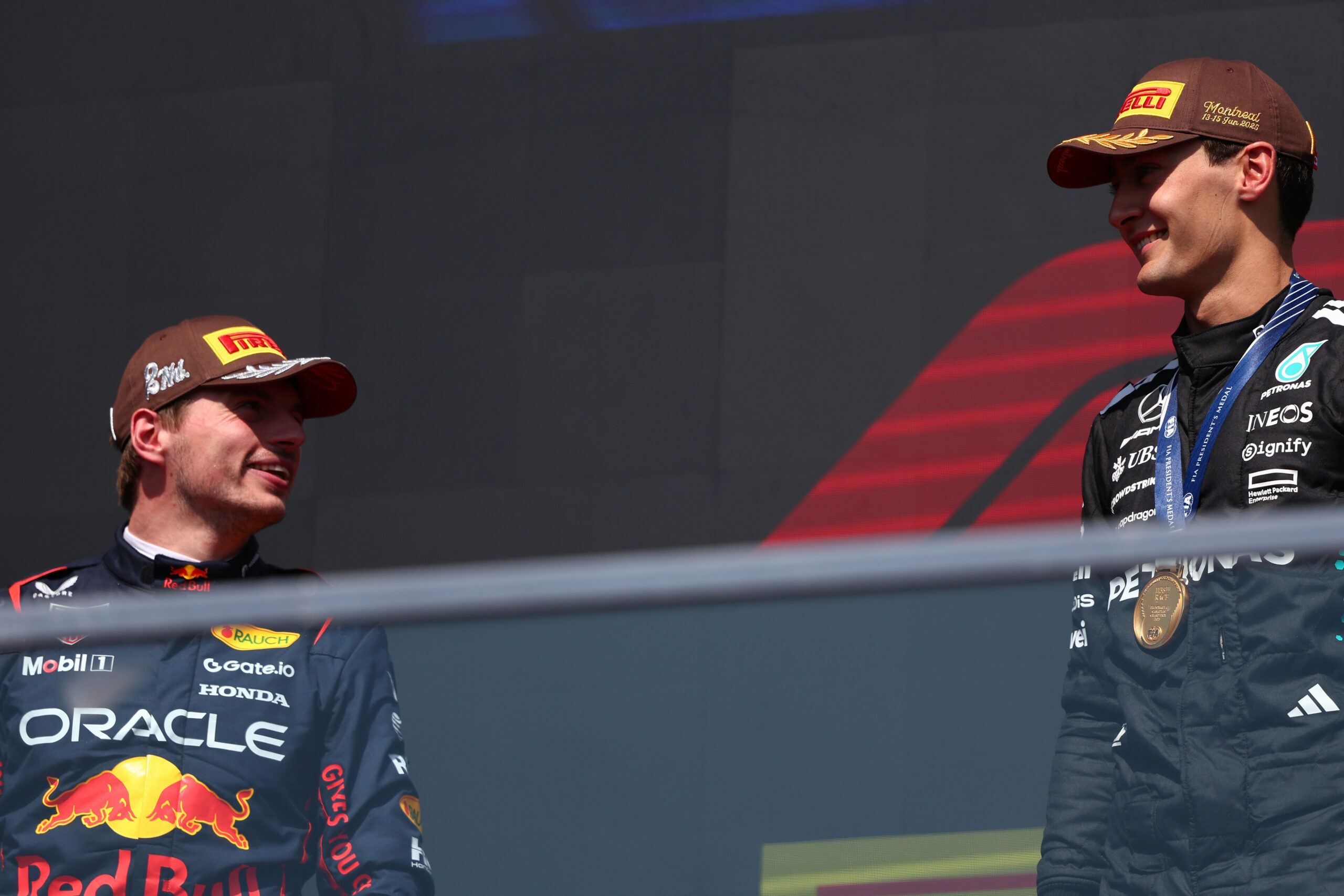 George Russell still hasn't extended his contract, but for now there is no interest from Andy Cowell and Christian Horner for 2026