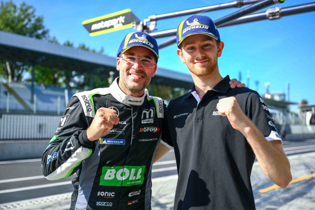 Moncini and Testa win the Monza GT Open 500 as late Motopark heartbreak leaves three teams fighting for the overall title.