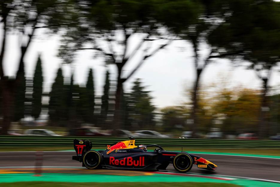 Mattia Colnaghi joins MP Motorsport and Red Bull for the 2026 FIA F3 season after F4 and Eurocup-3 title triumphs.