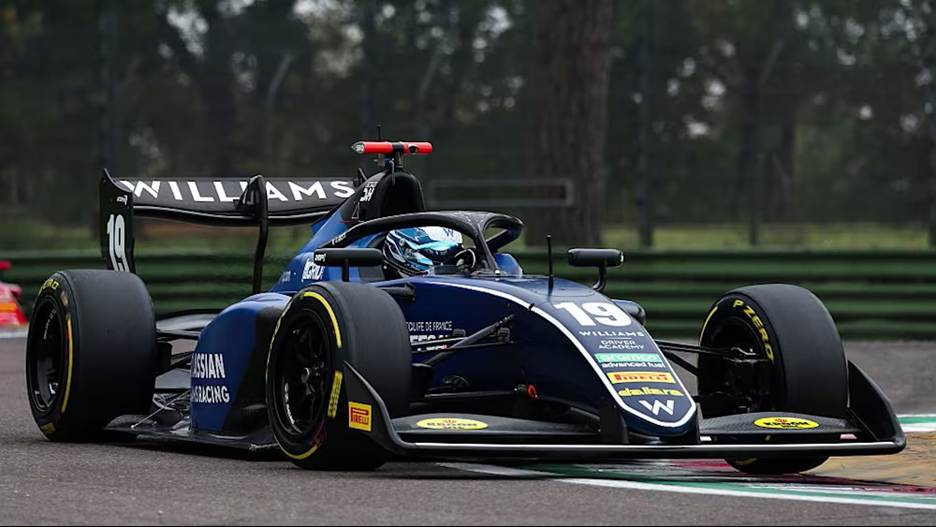 Giusti reflects on 2025, embraces stability with MP Motorsport and Williams, and sets his sights on a determined 2026 F3 title campaign.