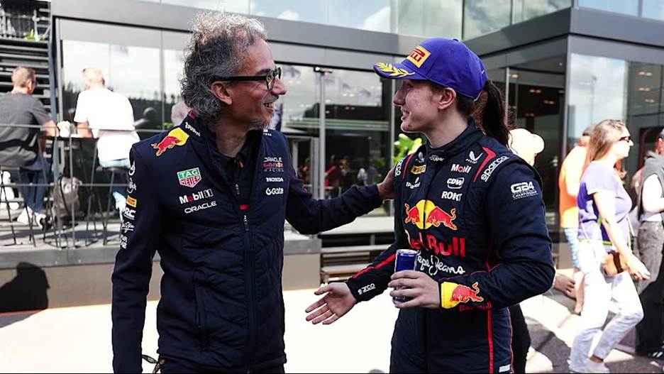 Alisha Palmowski with Red Bull Racing Team Principal Laurent Mekies at Round 5 of the 2025 F1 Academy season at the Dutch GP in Zandvoort