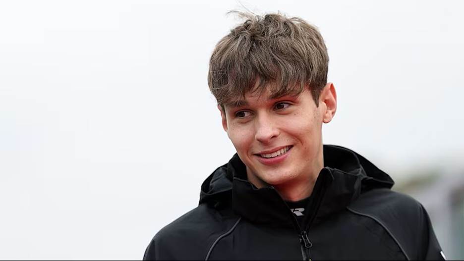 Bruno Del Pino wins Melbourne Sprint Race, boosting confidence as he begins his 2026 F3 season with Van Amersfoort Racing.