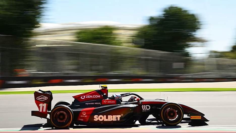 Maciej Gładysz impresses on 2026 F3 debut in Melbourne with P5, showing strong pace, composure and a clear focus on consistency.