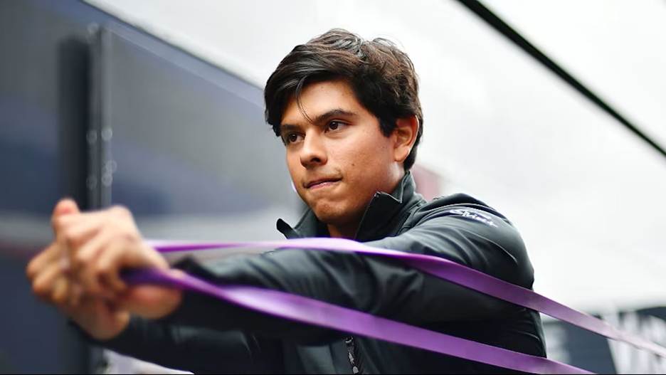 Rafael Villagómez targets a stronger 2026 F2 season, highlighting adaptability, mental strength, and teamwork with Van Amersfoort Racing.