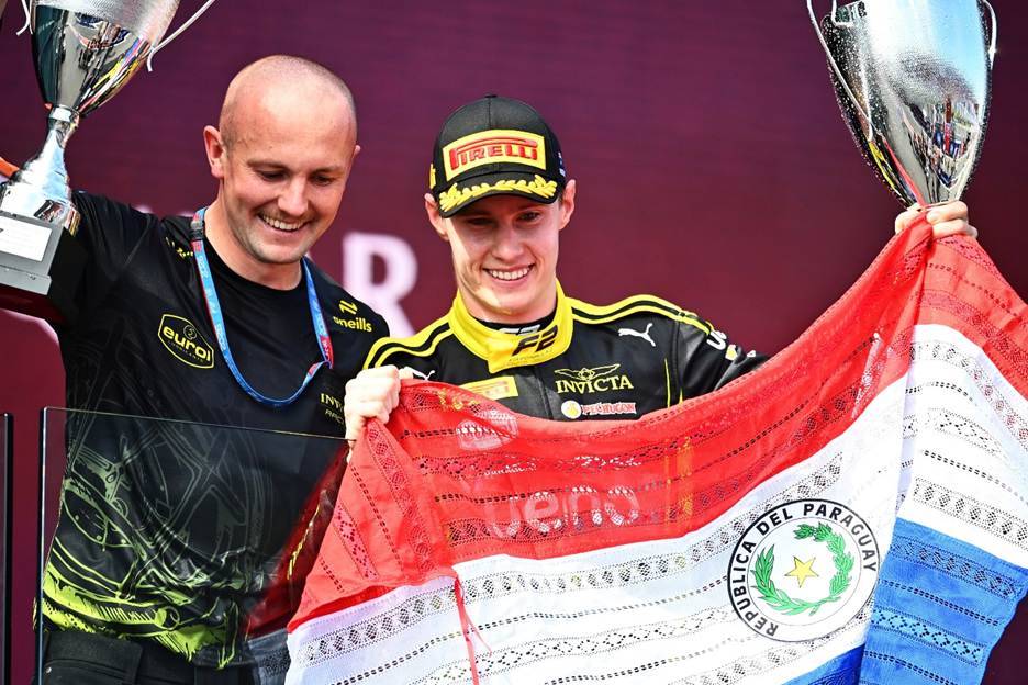 Joshua Dürksen discusses adapting to new F2 circuits, simulation preparation, and confidence ahead of the 2026 Miami race weekend.