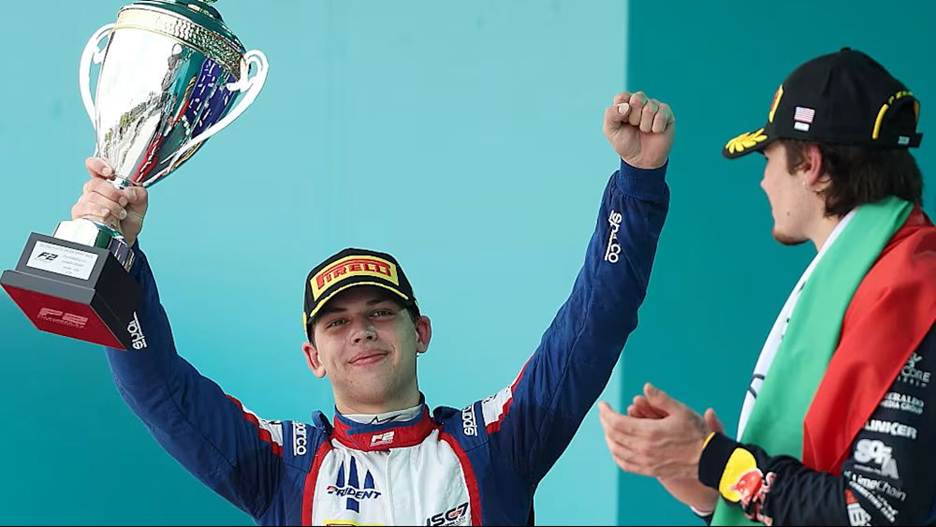 Laurens van Hoepen finishes P2 in Miami Sprint as Trident celebrates back-to-back podiums, signalling a strong F2 start.