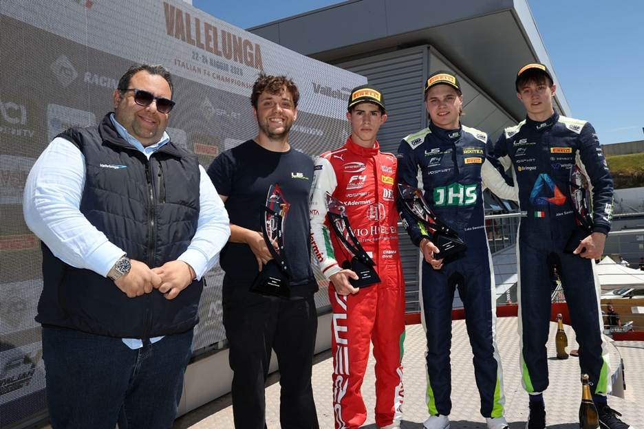 Sammalisto dominates Vallelunga with three wins as Aksoy keeps the Italian F4 points lead by six points.