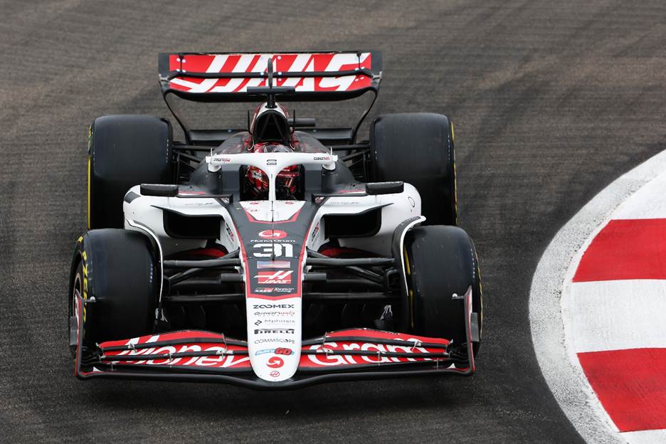Esteban Ocon, MoneyGram Haas F1 Team, 2025 Singapore GP, P19 in Qualifying