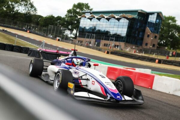 Xcel Motorsport’s strong GB3 debut sees Heuzenroeder and Sherwood lead the team to success as team aims to challenge for the title in 2026.