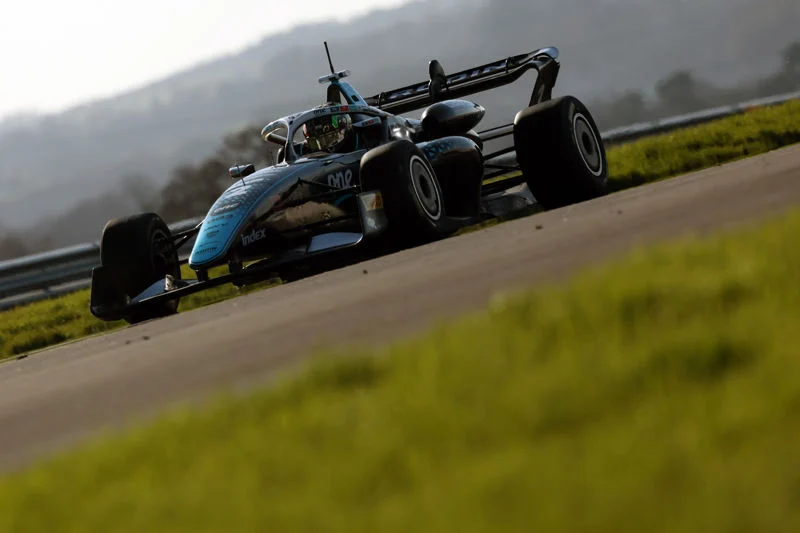 Martin Molnar leads 2026 GB3 testing at Donington Park as drivers showcase rapid pace ahead of Silverstone running next week.