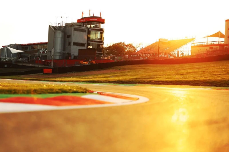 Alex O’Grady leads a five-way GB4 title fight into Brands Hatch, with Green, Coulthard, Hallman and Ingram Hill still in contention.
