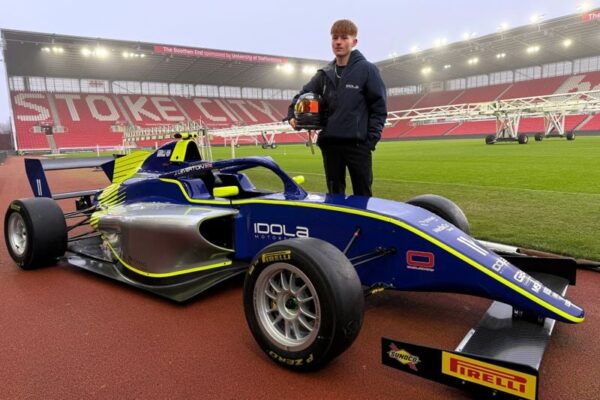 Jay Leverton joins Idola Motorsport for his 2026 GB4 debut after strong karting and testing progress with the team.