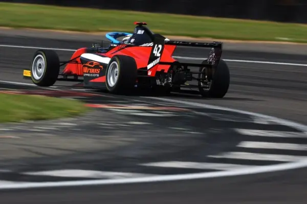 2026 | GB4 | Silverstone | Testing Day 1 | Hilton leads Thursday running after topping two sessions Luke Hilton leads Thursday 2026 GB4 testing at Silverstone after topping two sessions, with Enzo Hallman second in the 29-driver field.