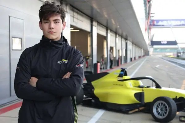 Emmilio Valentino Del Grosso joins Elite Motorsport for his GB4 debut in 2026, aiming to build on Ginetta Junior experience.